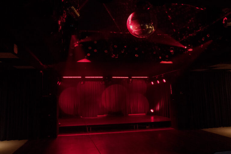 wnętrze klub mechanik